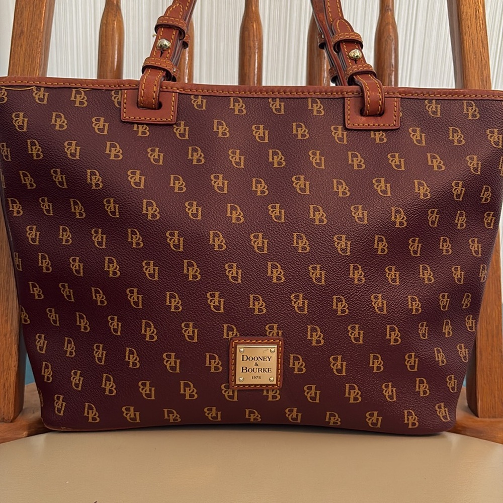 Vintage Dooney & Bourke Shoulder Bag - Picture 7 of 12